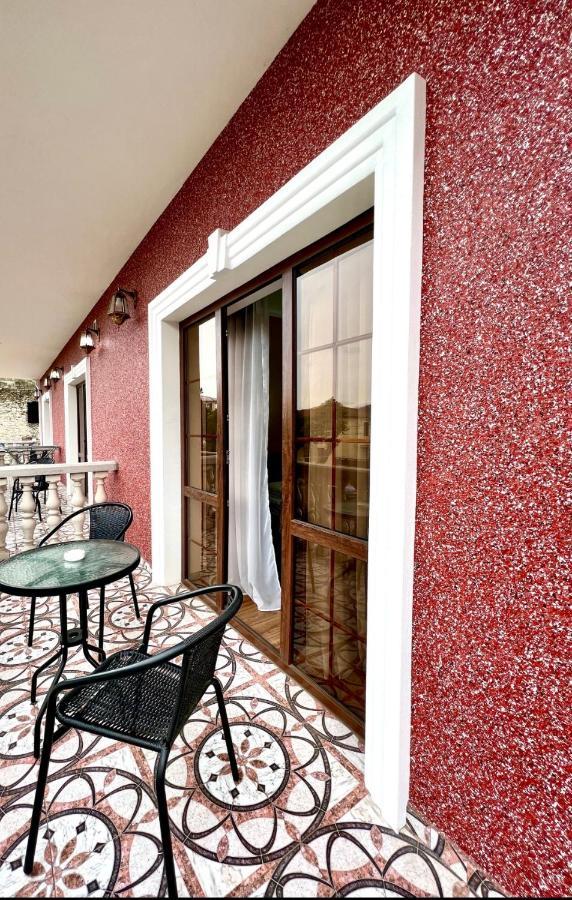 Hotel In Sukhum Sochumi Exterior foto